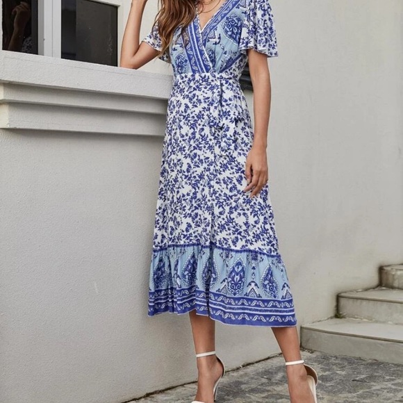 Surplice Neck Knot Ruffle Floral - Picture 2 of 4